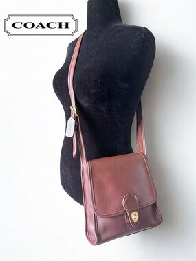 VINTAGE COACH Shelburne Flap 9038 Mahogany Leather Crossbody + Dust Bag - MINT
